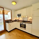 Walensee House & Appartement Unterterzen