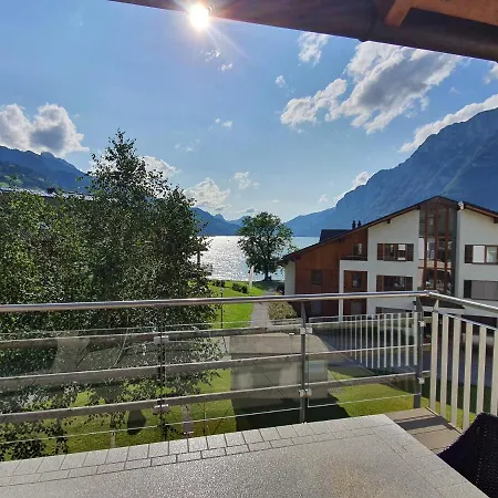 Walensee House & Apartment