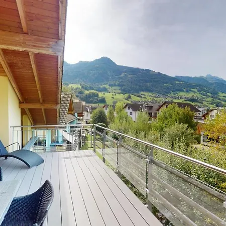 Walensee House & Apartment