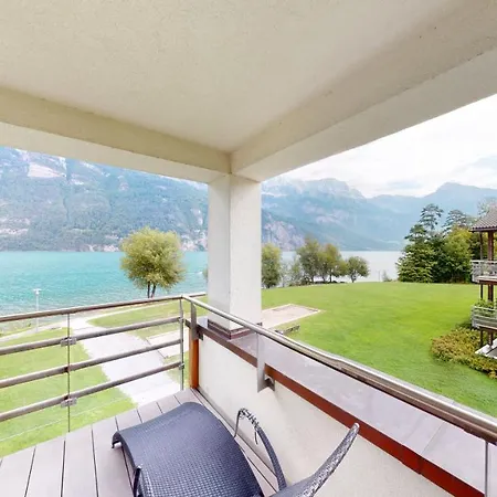 Walensee House & Apartment