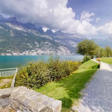 Walensee House & Apartament Unterterzen