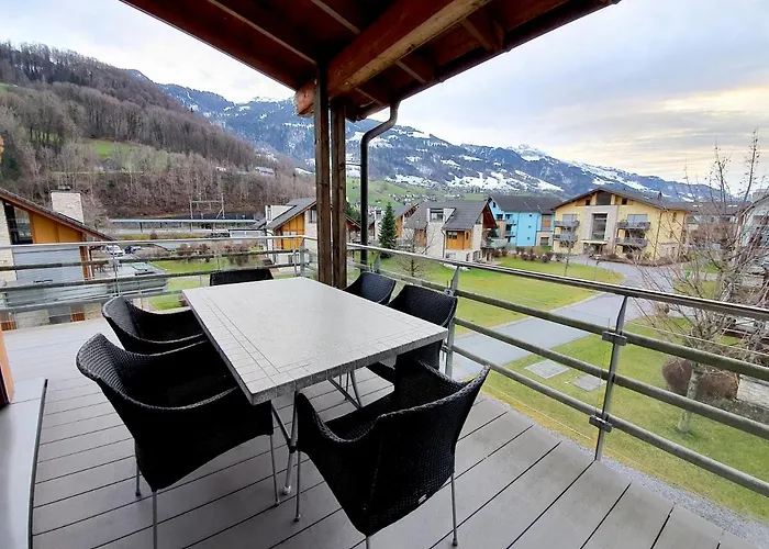 Walensee House & Appartement Unterterzen