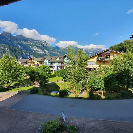 Walensee House & Apartment