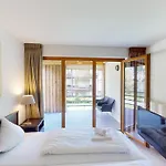 Walensee House & Apartmán Unterterzen