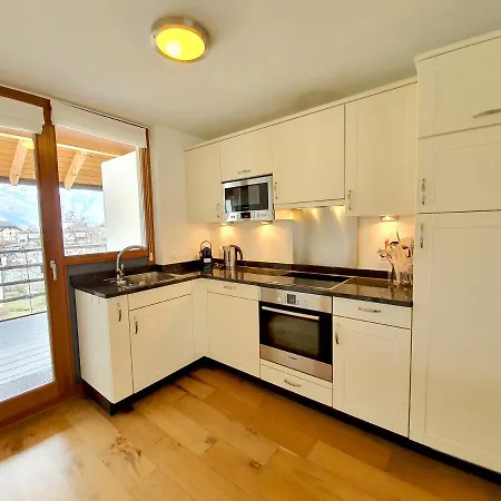 Walensee House & Apartment Unterterzen