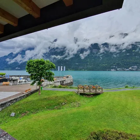 Apartmán Walensee House & *